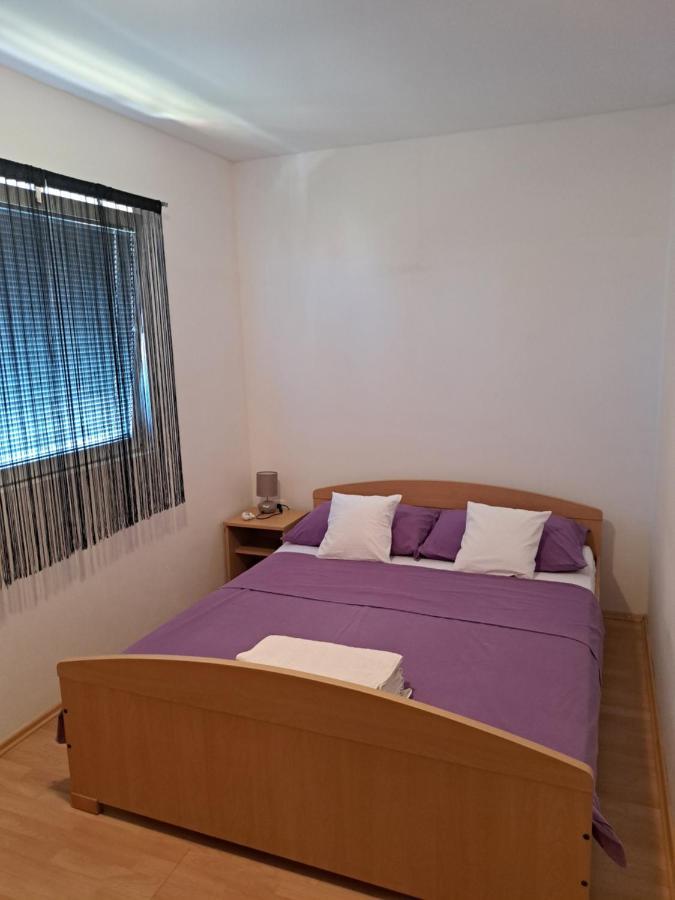 פריבלאקה Apartmani Postonjski מראה חיצוני תמונה